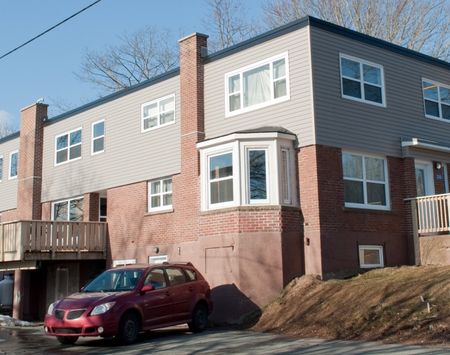 Renovated 2 bedroom upper unit $1700.00 + utilities - Photo 5