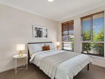 NEAT AND TIDY THREE BEDROOM HOME WELL LOCATED - Photo 4