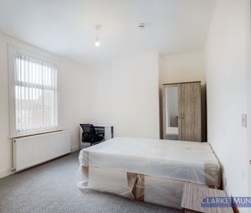 Westbourne Grove, North Ormesby, Middlesbrough - Photo 3