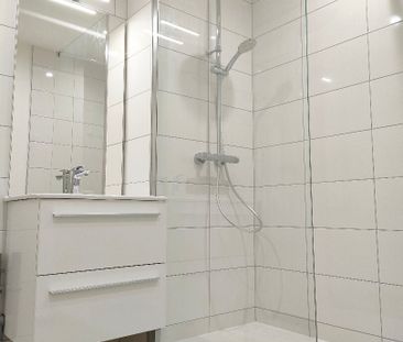 Location Appartement 2 pièces 51m² - Photo 4