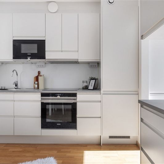 Henriksdalsringen, Nacka - Photo 1