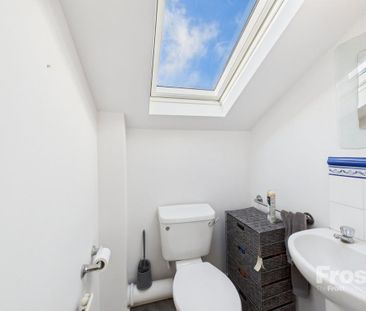 3 bedroom semi-detached house to rent - Photo 3