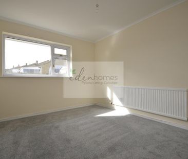 3 bedroom detached bungalow to rent - Photo 3