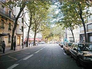 Logement à Paris, Location meublée - Photo 1