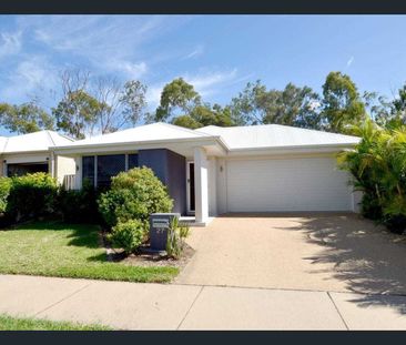 Spacious 3 Bedroom Home in Clinton - Photo 5