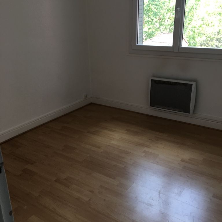 LONG 78 - Photo 1