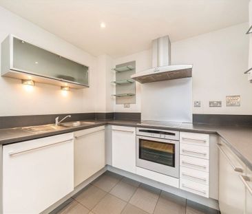 Crews Street - Photo 3