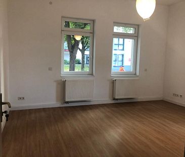 Ideal auch für WGs: Schöne und helle 5 Zimmer-Wohnung mit Balkon in idealer Lage zum Marburger Bahnhof, Neue Kasseler Str. 23, Marburg - Foto 3