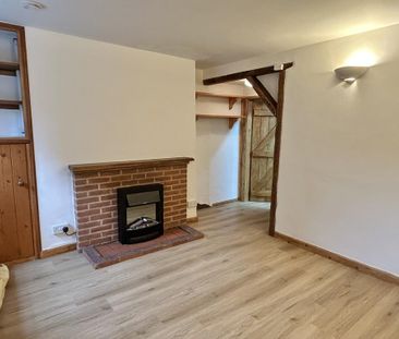 2 bedroom cottage to rent - Photo 1