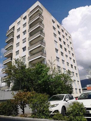 Schöne moderne 3.5 Zimmerwohnung im Erdgeschoss - Photo 1