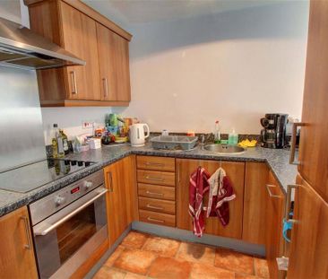 2 bedroom apartment to rent - Photo 6