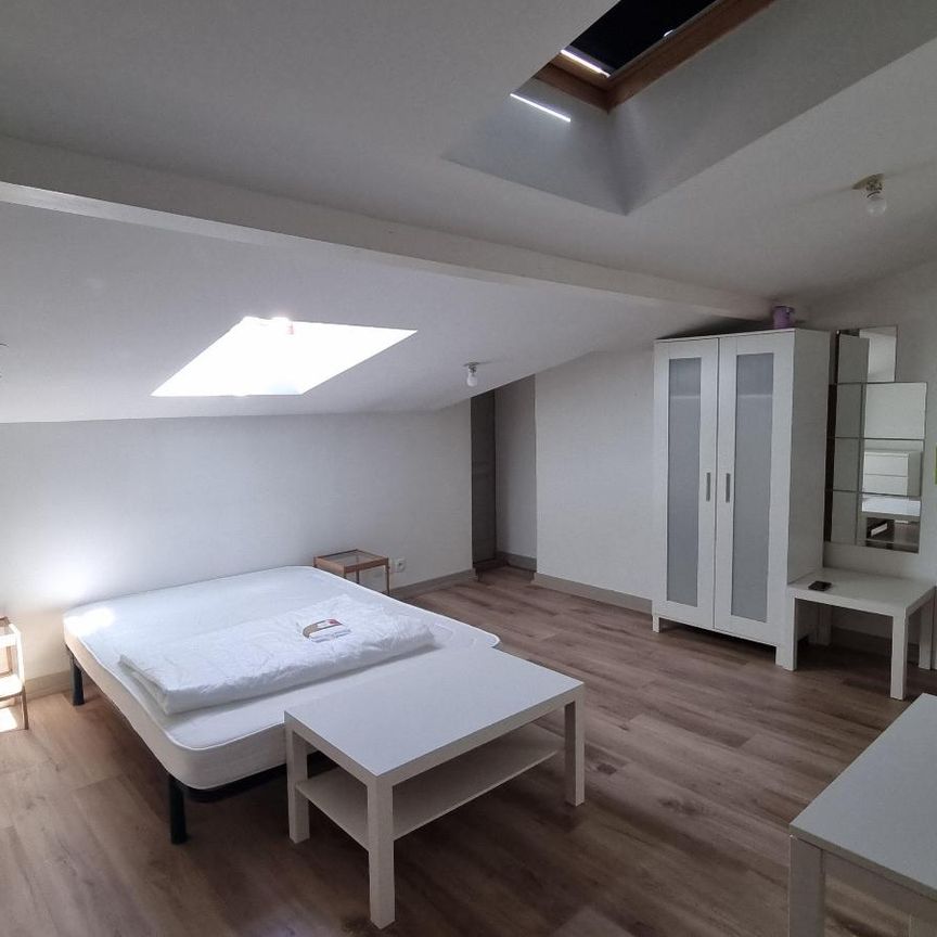Location Appartement 1 pièce 17m² BORDEAUX 33800 - Photo 1