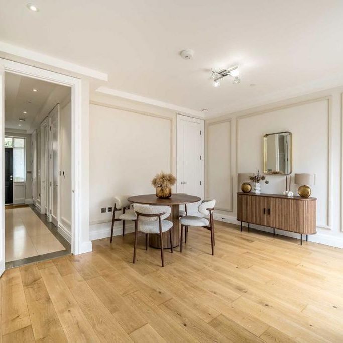 5 bedroom end of terrace house to rent - Photo 1