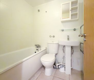 Maplewood Apartments, Llandaff North - Photo 5