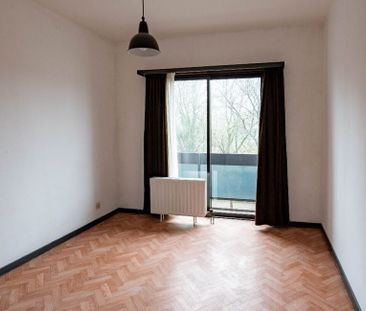 Appartement te huur in Antwerpen voor € 775 met 1 slaapkamer - Photo 1