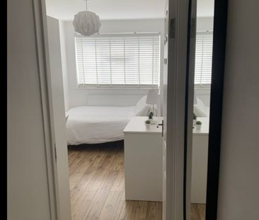 Room in a Shared House, Armitage Road, SE10 - Photo 2