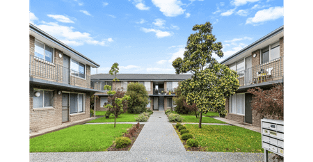 Stylish, Central & Effortless Living in the Heart of Mentone - Photo 5