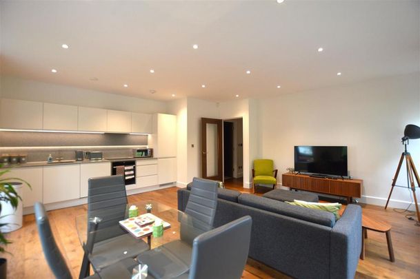 2 bedroom apartment to rent - Photo 1