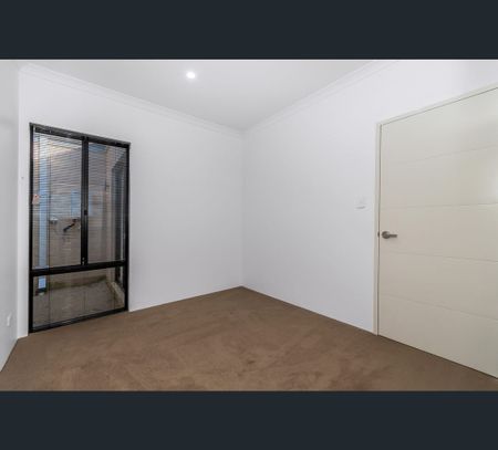 57 Vaughan Crescent, Forrestdale, WA 6112 - Photo 2