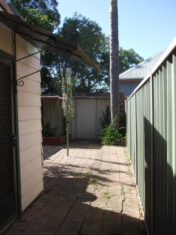 6 Ivy Street, Islington NSW 2296 - House For Rent | Domain - Photo 5