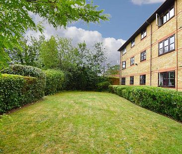 Park Lodge, St. Albans Road, WD25 - Photo 3