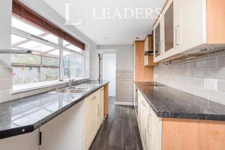 2 bedroom terraced house to rent - Photo 5