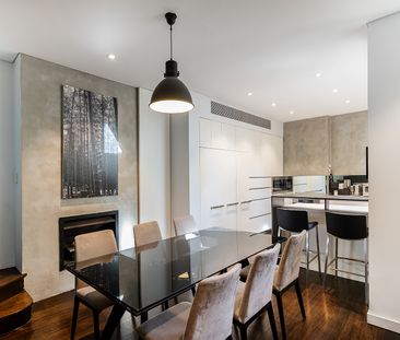 1 Caldwell Street, Darlinghurst NSW 2010 - House For Rent | Domain - Photo 3