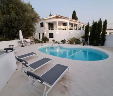 5 bedroom luxury Villa for rent in Marbella, Andalusia - Photo 4