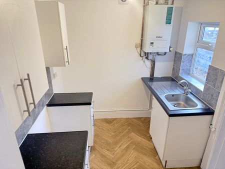 2 Bed Terraced House, Dollond Street, M9 - Photo 5