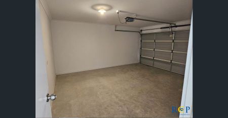 Property on lease in Officer - Photo 5