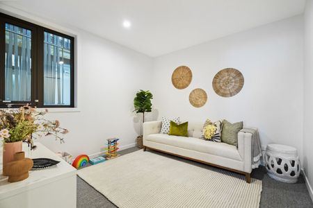 Brand New in Mount Albert! - Photo 2