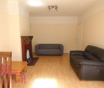 Heathdale Avenue, Hounslow, TW4 - Photo 5