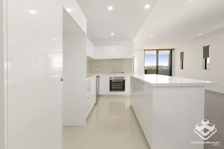 2 bed, 2 bath fully air con avail 13/11 - Photo 2