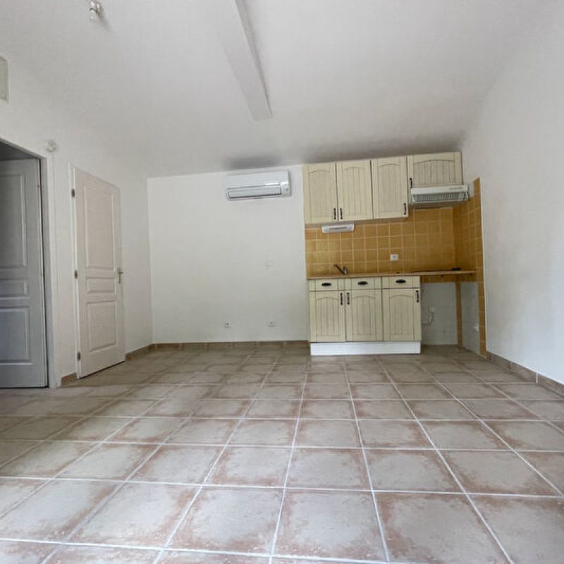 Aix Les Milles - Type 2 - 760€ - Photo 1