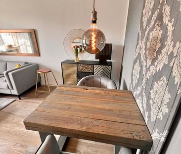 Hochwertig modern möblierte 2-Zimmerwohnun mit Südbalkon - Photo 6