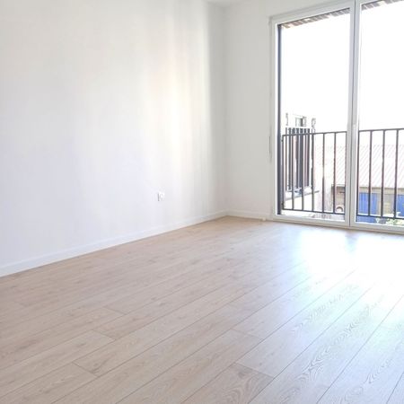 Location Appartement 2 pièces 40m² AUBERVILLIERS 93300 - Photo 4