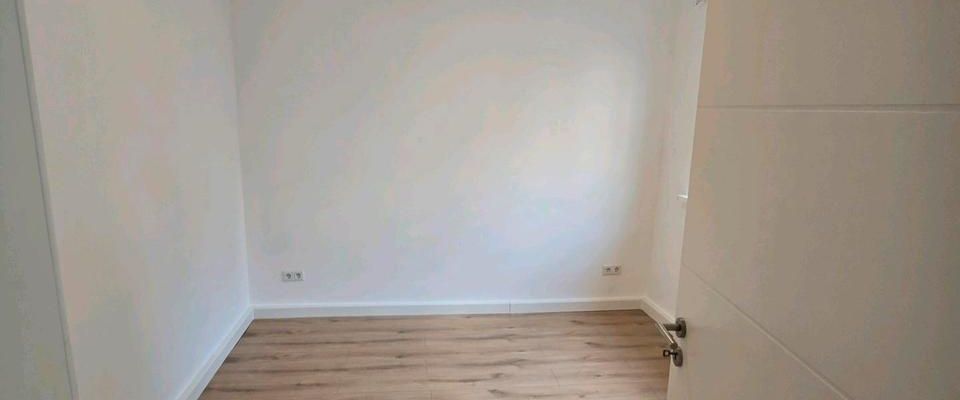 Frisch renoviert & mit großer Terrasse - charmante 2-Zimmer-Whg. - Foto 1