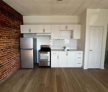 For Lease - 174.5 Hunter Street Unit# 6, Peterborough, Ontario - Photo 5