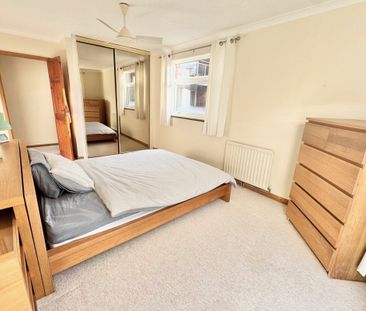 Wellington Road, BOURNEMOUTH - Photo 3