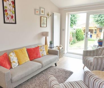 2 bedroom terraced house to rent - Photo 2