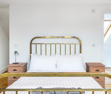 6 bedroom terraced house to rent - Photo 3