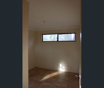 Lovely 2 bedroom home - Photo 2