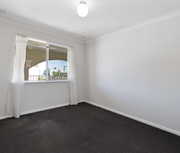 4/8 Rutland Avenue - Photo 2