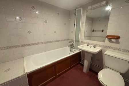 Norwich Road - Photo 2