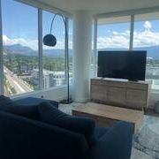 Fully Furnished Downtown Luxury Condo with Pool - Photo 4