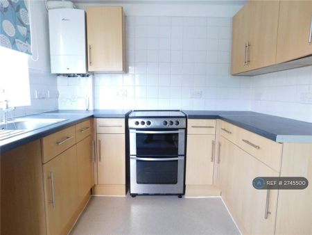 2 bedroom flat to rent - Photo 5