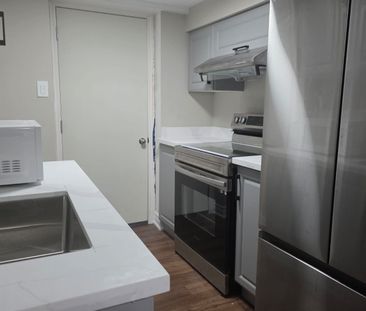 For Lease - 128 Adventura Road, Brampton, Ontario - Photo 5