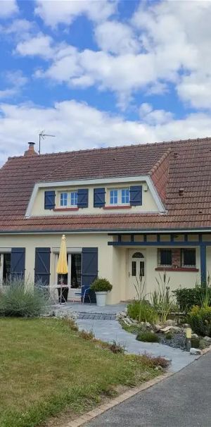 Location maison 4 pièces - 155m² à Eu (76260) - Photo 2