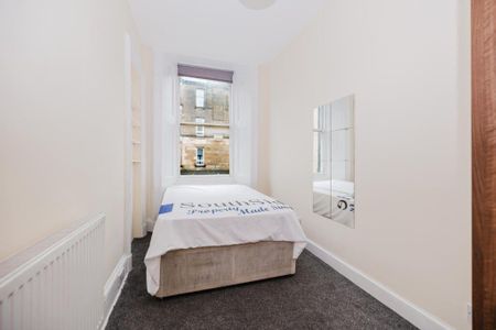 4 bedroom flat to rent - Photo 5