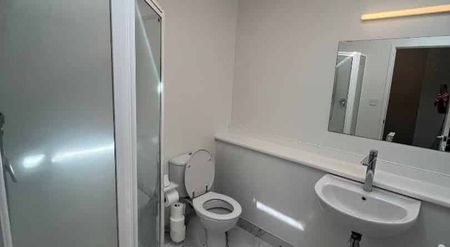 Two Bedroom Apartment - Photo 2